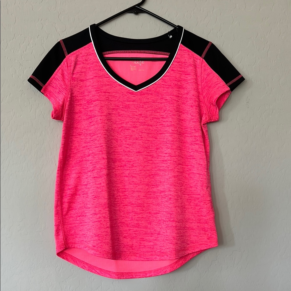 Made For Life Women's Pink and Black V-Neck Top size S